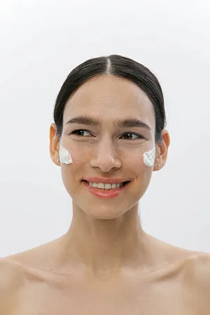 Кремовая маска «Черная смородина и рододендрон»