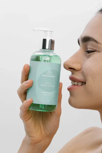 Гель для душа «Можжевельник и брусника»