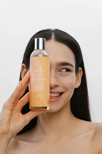 Био-шампунь «Восстановление и увлажнение»