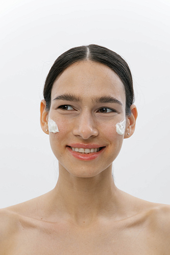 Кремовая маска &amp;quot;Черная смородина и рододендрон&amp;quot;