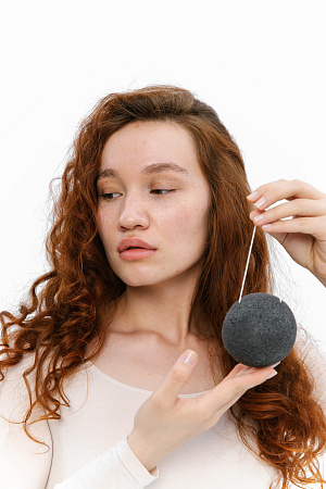 Спонж для умывания "Бамбуковый уголь"