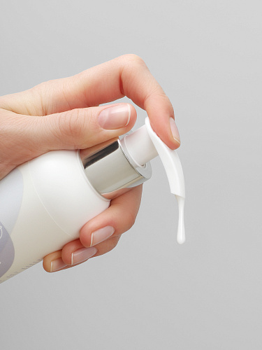 Молочко для тела &amp;quot;Глубокое увлажнение&amp;quot;